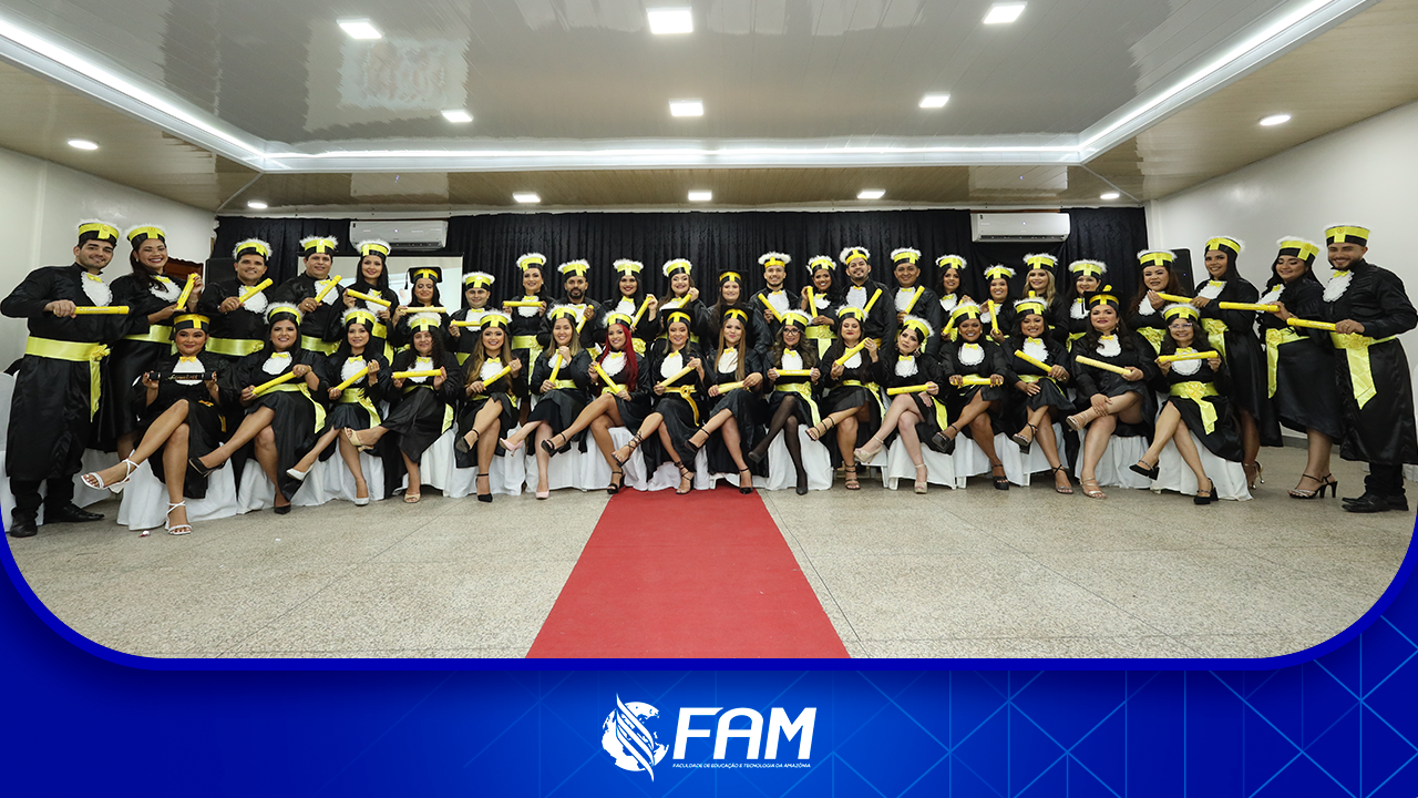 Formatura da Primeira Turma de Farmácia da FAM: Um Marco para Abaetetuba e a Região do Baixo Tocantins
